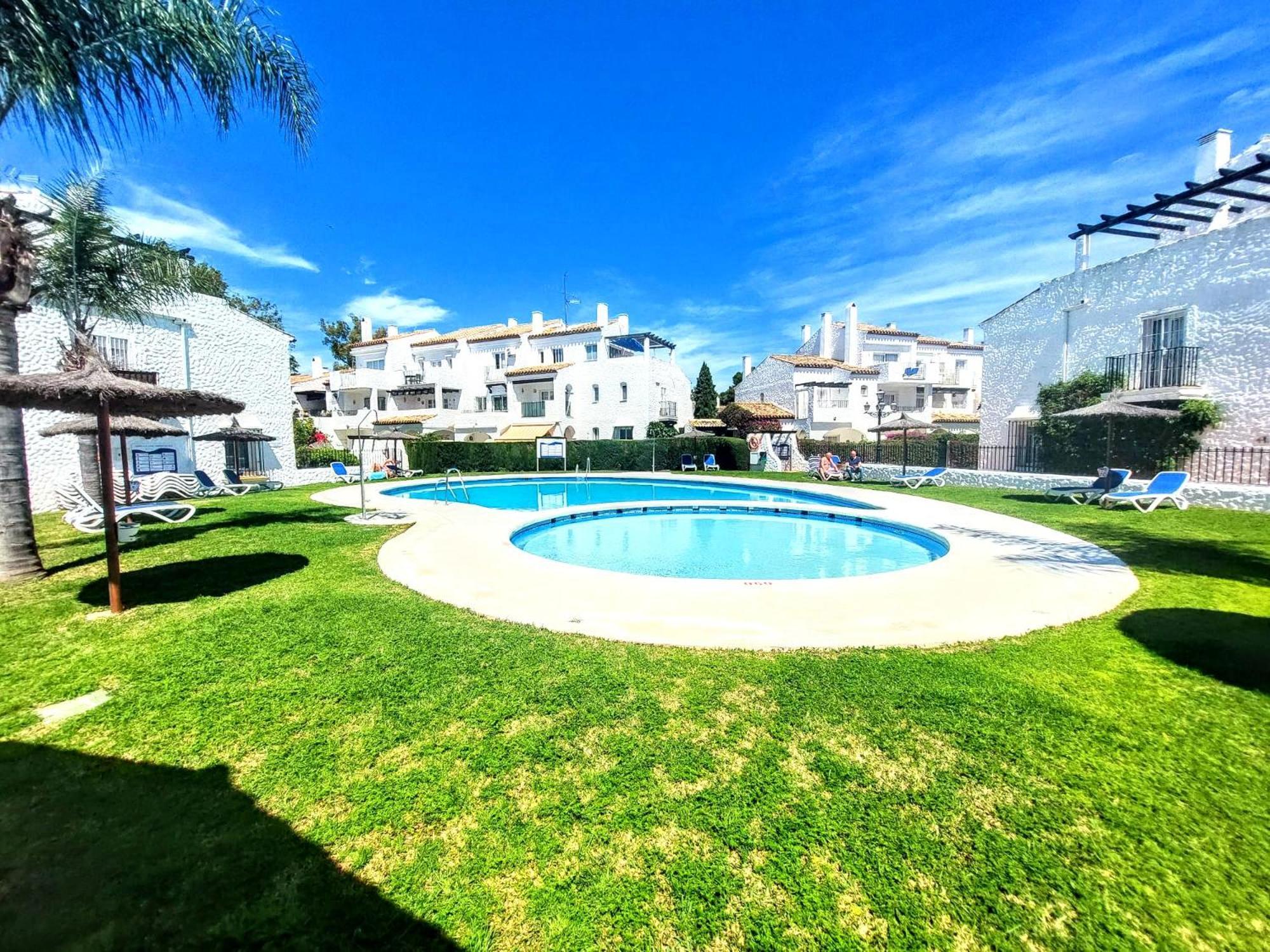 El Paraiso Golf Y Playa Estepona Ngoại thất bức ảnh